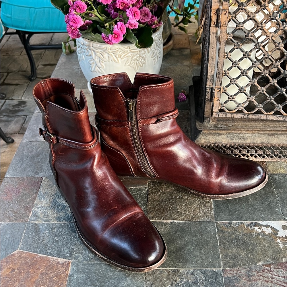 Frye Melissa Brown Leather Ankle Bootie 8 - Picture 5 of 7